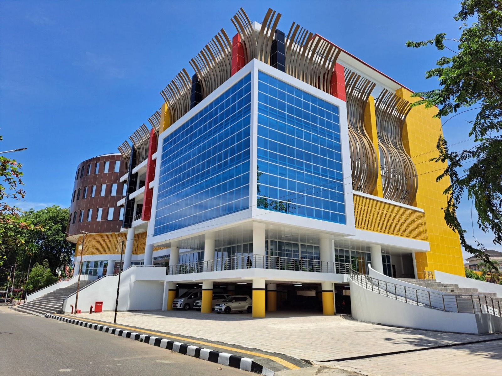 Pusat Informasi dan Perpustakaan Digital UNP