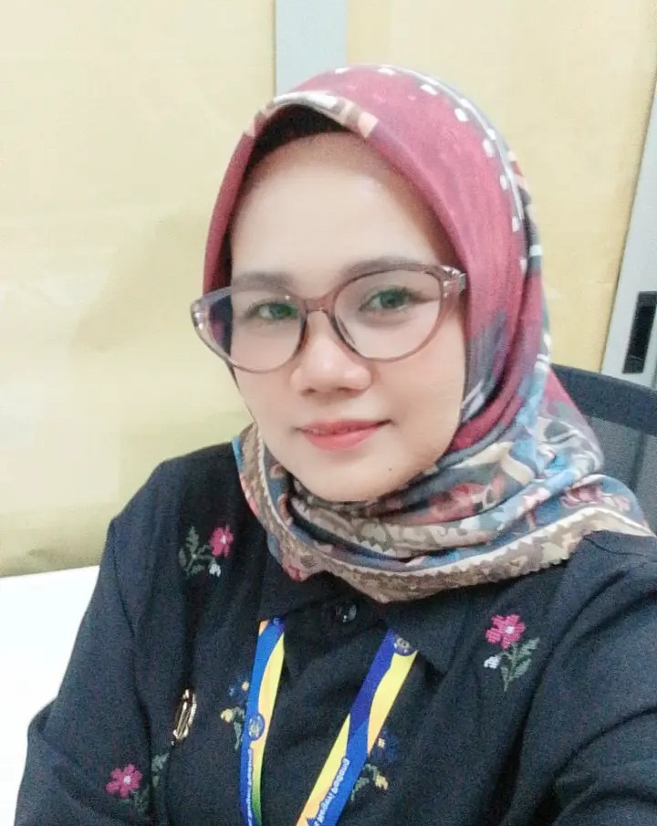 Leni Suherni